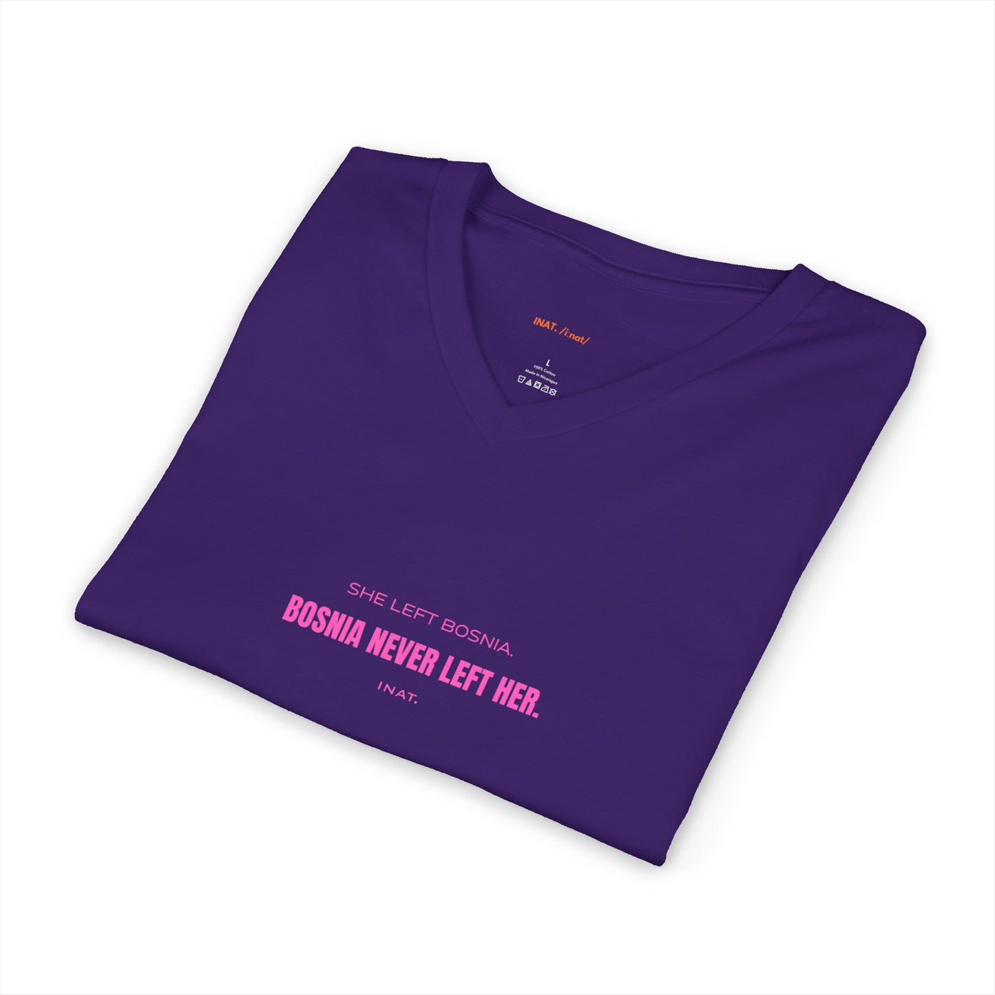 'Bosnia never left her' Women's  Shirt